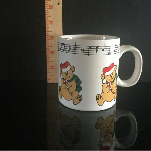 Vintage 1985 Telco Musical Its A Small World Mug 80s Christmas Bears Cup WORKS - Picture 2 of 10